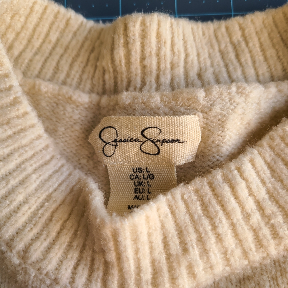 Jessica Simpson Cream Sweater with Floral Details Cottagecore Boho Country Charm - Picture 6 of 8